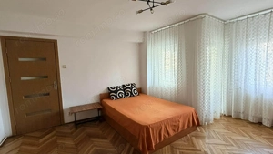 Inchiriez garsoniera recent renovata, cu contract ANAF, decomandata, situata in Drumul Sarii  - imagine 2