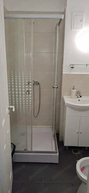 Dau in chirie garsonieră decomandată în Rogerius  - imagine 7