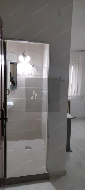 Garsoniera renovata -metrou 1Decembrie Auchan Titan-inchiriata cu 300e - imagine 4