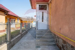Casă cu 3 camere de vânzare pe str. Fabricii - imagine 9