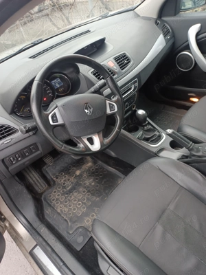 Mașina îngrijită Renault fluence  - imagine 5