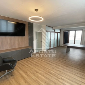 Penthouse 150 mp + terasa 125 mp, Zona Complexul Studentesc