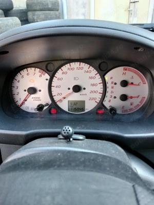 Autoturism mic pentru fete 5100 euro