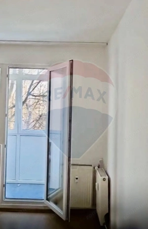 Apartament 2 camere de vanzare - Giurgiului, Toporasi - imagine 3