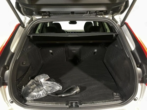 Volvo XC 60 - imagine 13