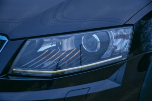 Skoda Octavia Scout - DSG - imagine 17