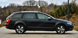 Skoda Octavia Scout - DSG - imagine 5