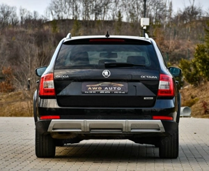 Skoda Octavia Scout - DSG - imagine 8