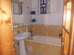 Proprietar, ofer spre inchiriere apart 2 camere semidecomandat, conf 1, et 2, central, 300 euro - imagine 7