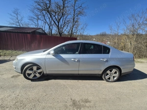 Dezmembrez Passat b6  - imagine 6