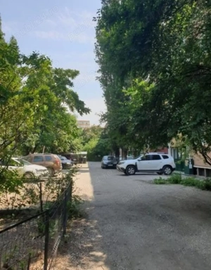 Apartament 2 camere P-ta Rahova mobilat centrala zona linistita mijloace transport piata curte  - imagine 7