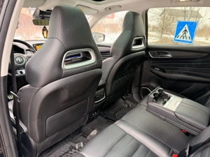 MG EHS Luxury PHEV, Dubla Panorama, LED,Camera 360 - imagine 6