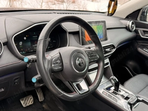 MG EHS Luxury PHEV, Dubla Panorama, LED,Camera 360 - imagine 4