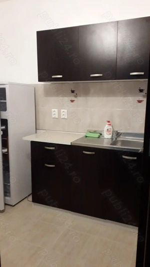 Pe str. Dragos Voda, garsoniera confort 1, etaj1 de inchiriat, mobilata, utilata. - imagine 3