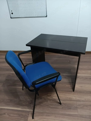 Birouri si scaune pentru sali de curs sau conferinte