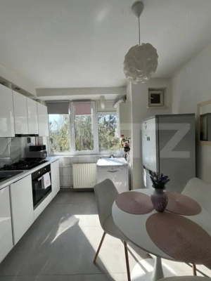 Apartament cu 2 camere de vânzare în zona Tudor