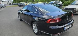 Volkswagen Passat 2.0 TDI DSG 4Mot Highline - imagine 8