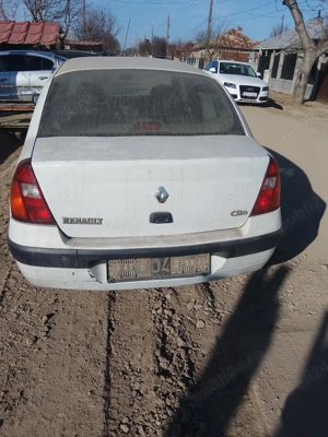 dezmembrez reno Clio 15  diesel - imagine 4