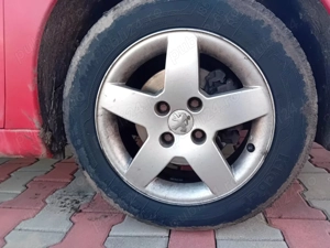 Peugeot 207, an 2008, 1.4 benzina - imagine 6