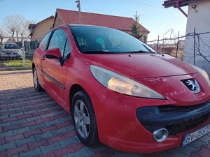 Peugeot 207, an 2008, 1.4 benzina - imagine 4