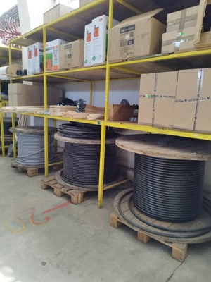 lucrator comercial depozit - raion cabluri electrice, suruburi  - imagine 2