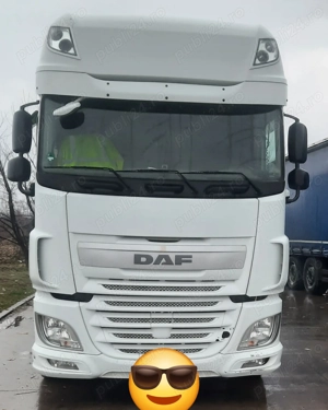 Ansamblu Daf xf106 și semiremorca schmitz 