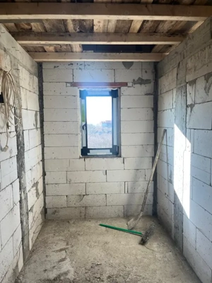 Casă semi-finisată P+M, 170 mp utili, 311 mp teren, zona Carcea  - imagine 13