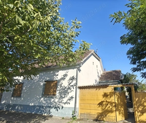 Vând casă la 35 km de Timisoara 