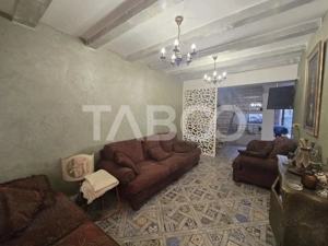 Apartament 4 camere 120mpu cu terasa de 12mp in zona Centrala Sibiu - imagine 3