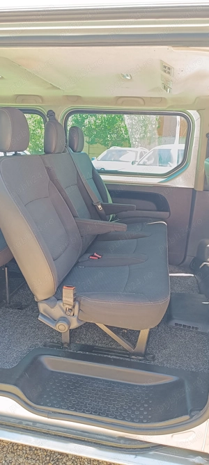 Opel Vivaro 8+1   2018    Bitturbo 145 Cp - imagine 4
