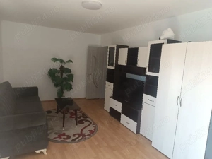 închiriez ap 2 camere