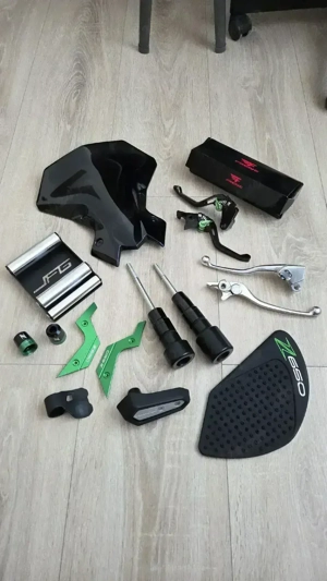 Accesorii Kawasaki Z650