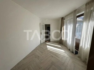 Spatiu comercial zona pietonala 133 mpu 5 camere Centrul Istoric Sibiu - imagine 7