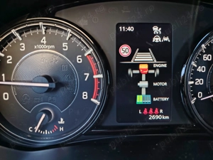 Vând suzuki vitara hybrid 2025  - imagine 4