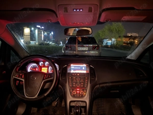 Opel Astra J sedan 2018, 1.4 turbo benzină, 69.000 km  - imagine 7