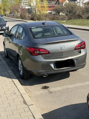 Opel Astra J sedan 2018, 1.4 turbo benzină, 69.000 km  - imagine 2