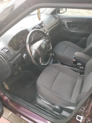 Skoda Fabia 1.2 benzina 90 cp An 2013 - imagine 7