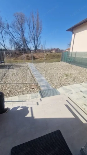 Duplex nou, 3 camere, bucatarie, 2 bai, teren 200 mp, Brasov-Stupini - imagine 15