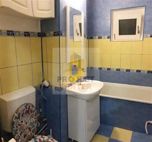 Apartament decomandat, doua camere de inchiriat, Bere - imagine 6