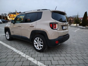 Jeep Renegade  - imagine 3