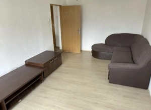 Închiriez apartament ultracentral  - imagine 2