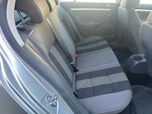 Volkswagen Golf 5 1.4 Mpi 80 Cp an 2008 - imagine 9