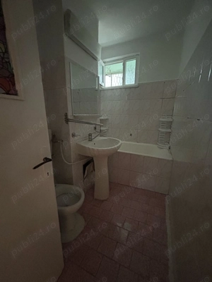 De vanzare apartament cu 3 camere și balcon in zona Cresei, 65.000 euro  - imagine 7