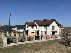 Casa de vanzare in Pascani cu terenul aferent de 600mp
