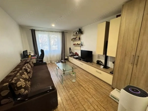 Apartament 3 camere, 89 mp, zona Sasar  - imagine 2
