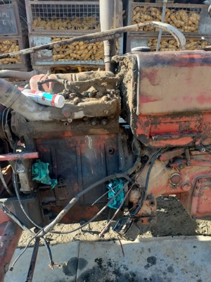 Reparații blocuri motoare de tractor 