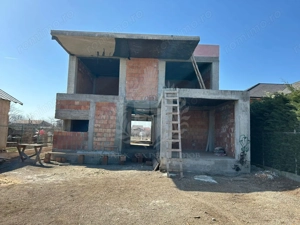 Casa la rosu. Strejnicu. 6 camere - imagine 11