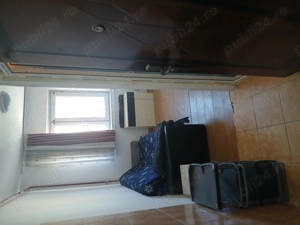 Vând Garsoniera în Bals județul Olt catanga etajul 4 vedere pe față scara 2 are gaze 