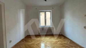 Casă individuală de închiriat – 4 camere, curte și terasă – Terezian - imagine 8