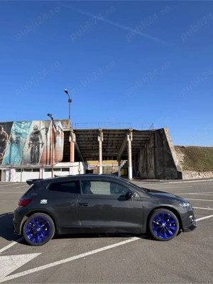 Vând Vw scirocco 2011